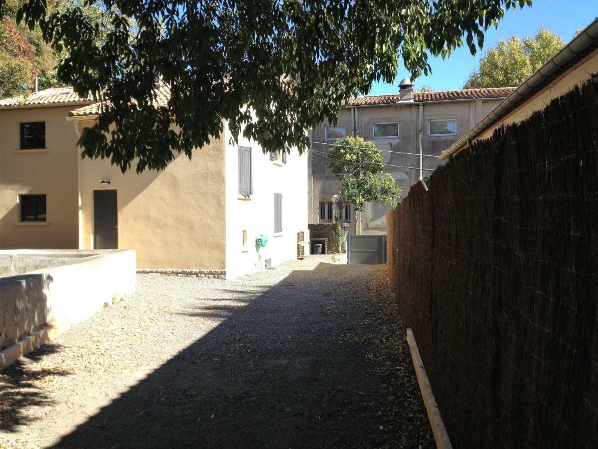 Au Vieux Lavoir Avec Parking Prive, Jardin , Climatisation, A 500 M De La Cite Carcassonne Eksteriør billede