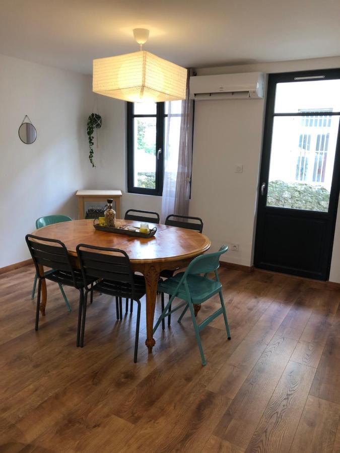 Au Vieux Lavoir Avec Parking Prive, Jardin , Climatisation, A 500 M De La Cite Carcassonne Eksteriør billede